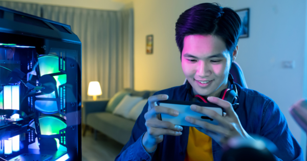 5 Ways to Reduce Electronics Addiction During the Summer